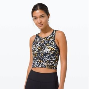 Lululemon Power Pivot tank size 4- New with tags